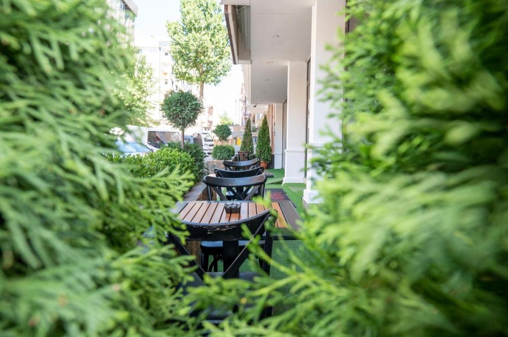 هتل گرند پالاس باتومی